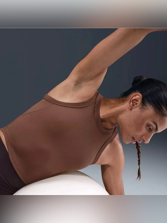 Nike Tops - 🤎Nike Women's One Fitted Dri-FIT Cropped Tank Top - Baroke Brown NWT Size Small